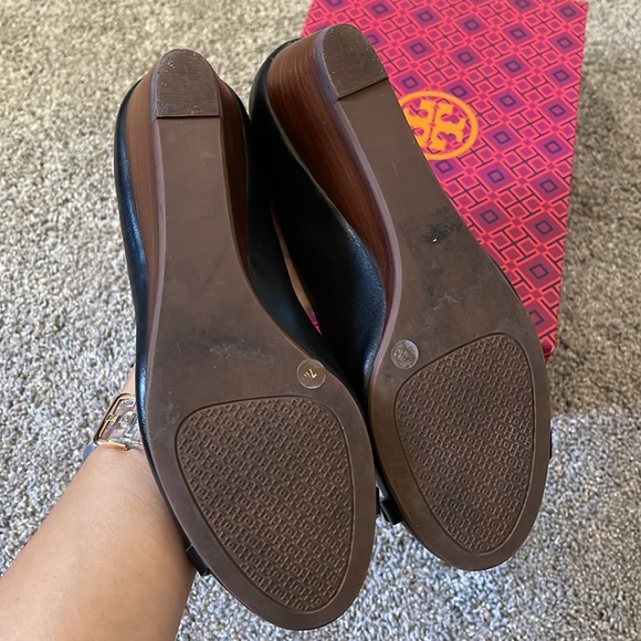 Tory Burch Mini Miller Leather Black Wedge - Picture 7 of 11